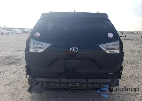 2018 Toyota Sienna Se 8 Passenger из США, поврежденный, VIN 5TDXZ3DC1JS944849
